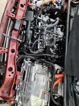 Toyota Yaris 1.5 hybrid, снимка 6