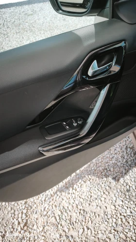 Peugeot 208, снимка 10