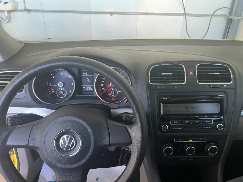 VW Golf 6 1.6TDI, снимка 10 - Автомобили и джипове - 42007805