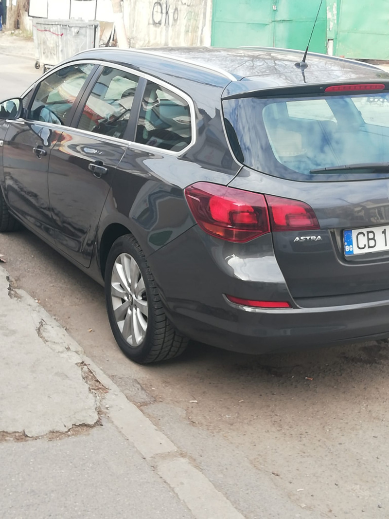 Opel Astra, снимка 6 - Автомобили и джипове - 46058147