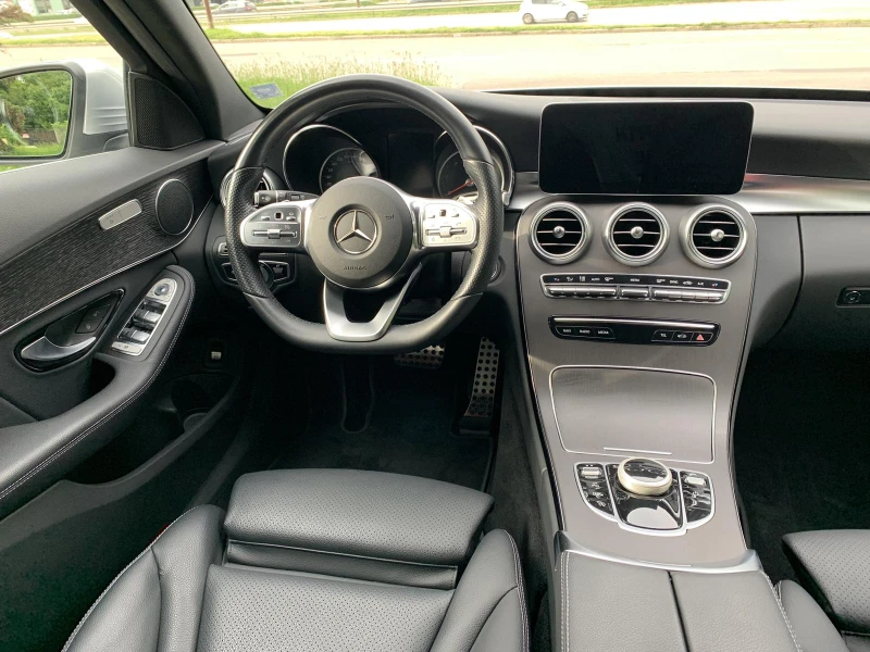 Mercedes-Benz C 220 AMG 04.2021 г., снимка 7 - Автомобили и джипове - 47340956