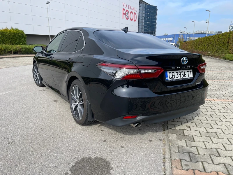 Toyota Camry HYBRID 2, 5i, снимка 7 - Автомобили и джипове - 47565625