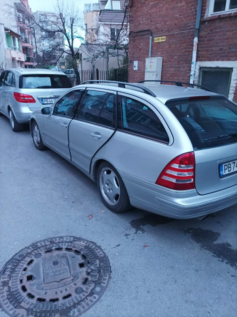 Mercedes-Benz C 200 Kompressor, снимка 14 - Автомобили и джипове - 48675062