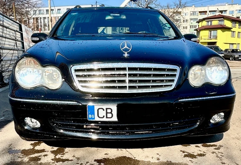 Mercedes-Benz C 230, снимка 2 - Автомобили и джипове - 49244175