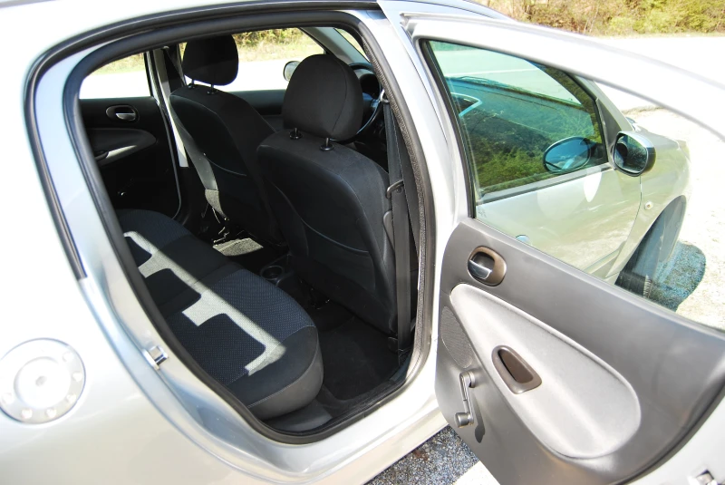 Peugeot 206 Plus* 86700 km* 1.1I* Euro 5* , снимка 7 - Автомобили и джипове - 52261011