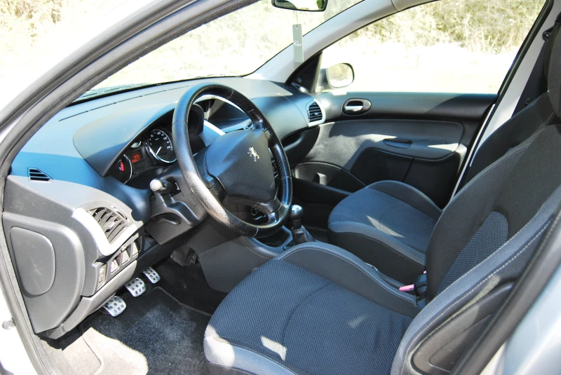 Peugeot 206 Plus* 86700 km* 1.1I* Euro 5* , снимка 10 - Автомобили и джипове - 52261011