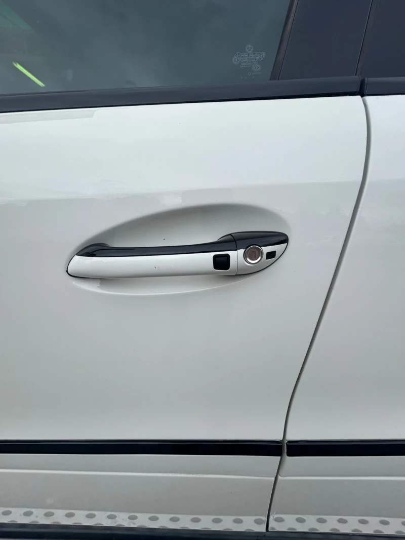 Mercedes-Benz ML 550, снимка 13 - Автомобили и джипове - 51529113