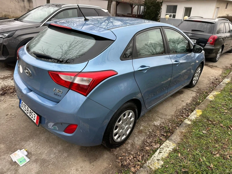 Hyundai I30 1.6 CRDI, снимка 3 - Автомобили и джипове - 53598903
