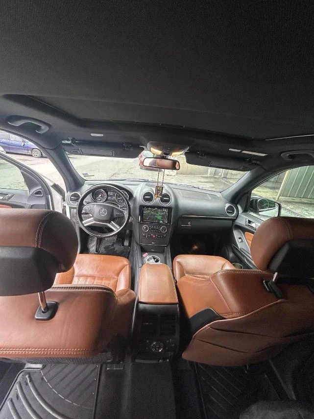 Mercedes-Benz ML 550, снимка 12 - Автомобили и джипове - 51529113