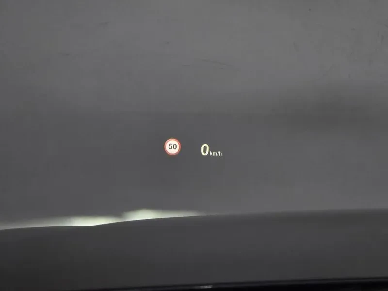 BMW 330 I M Sports Shadow, снимка 15 - Автомобили и джипове - 56069756