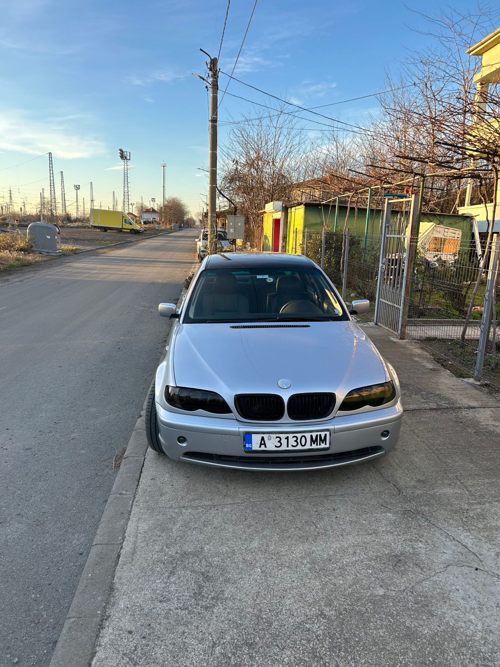 BMW 330 Е46 - изображение 1