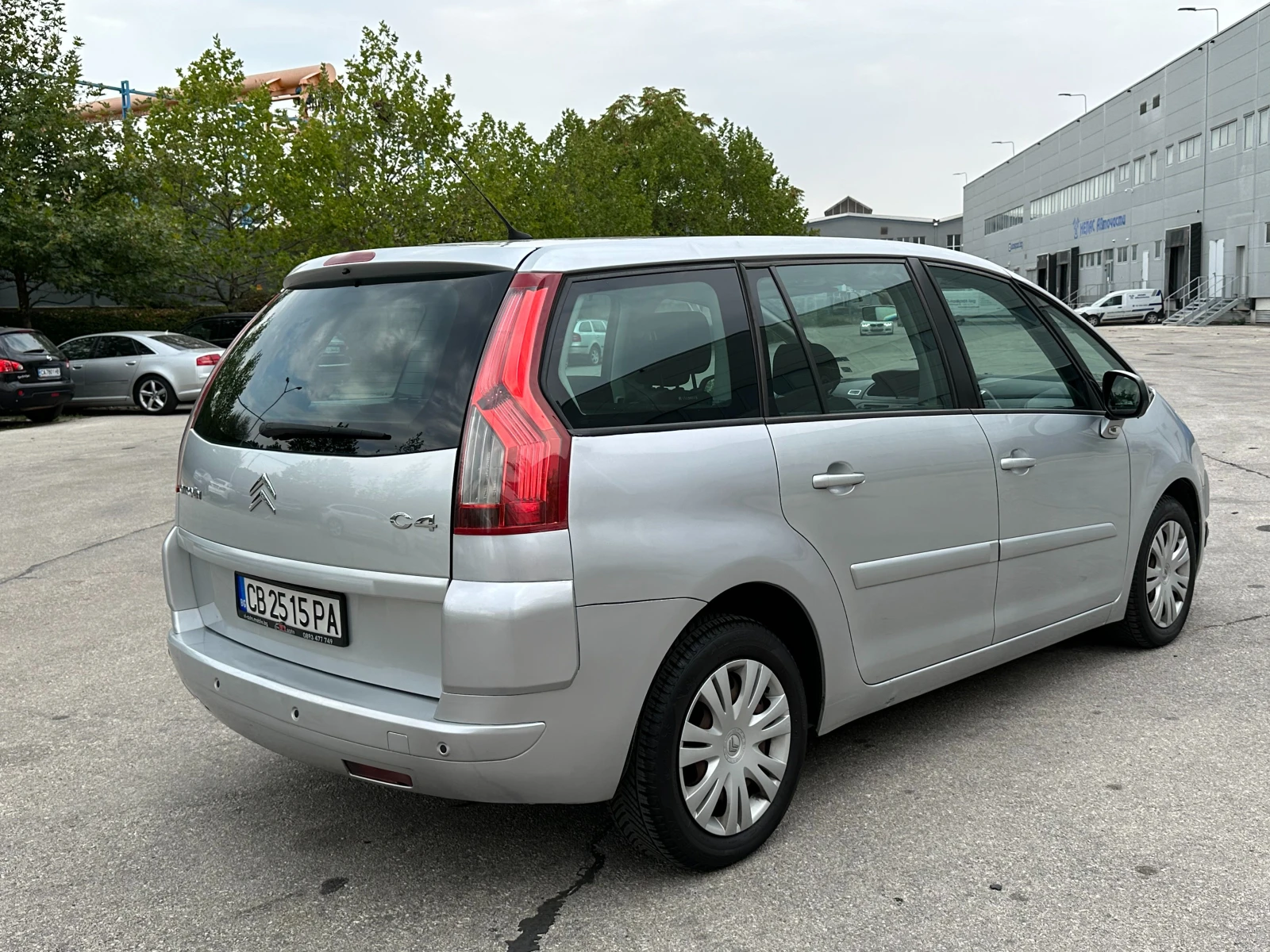 Citroen C4 Picasso 2.0 HDI - изображение 4