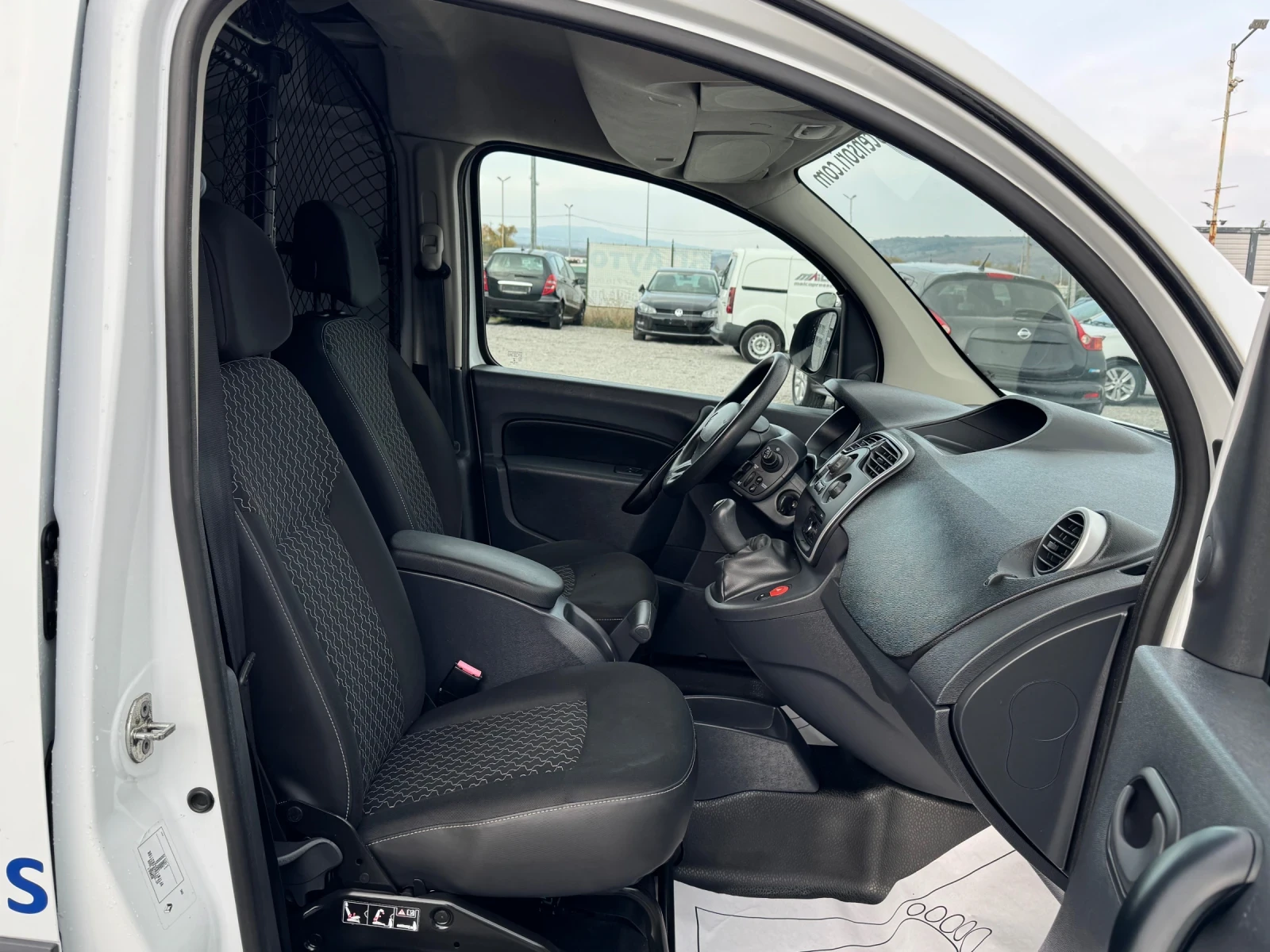 Renault Kangoo 1.5dci/NAVI/TOP/NEW - изображение 8