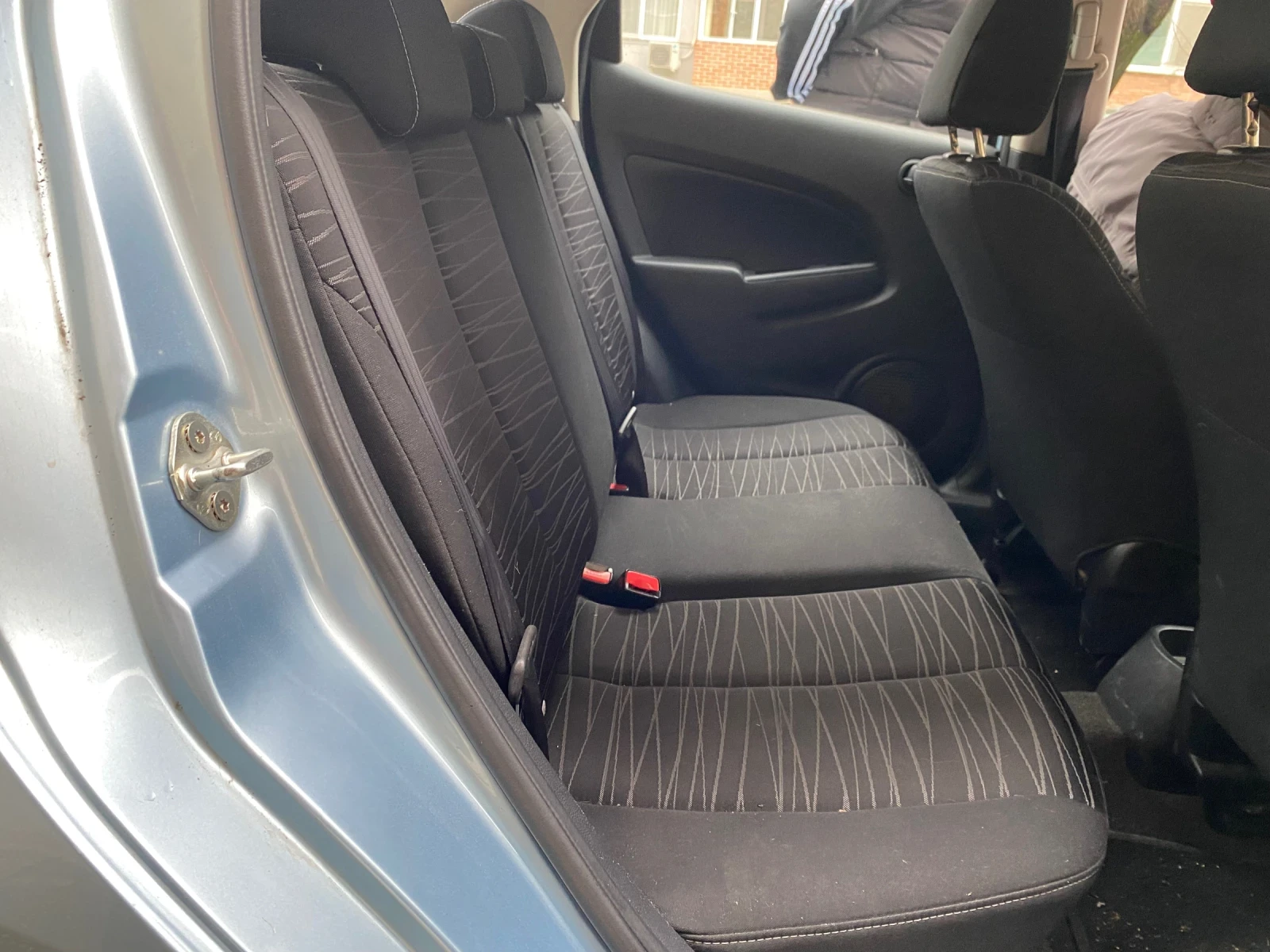 Mazda 2 1.3 ��� ����� ����  | Mobile.bg � ����������� 13