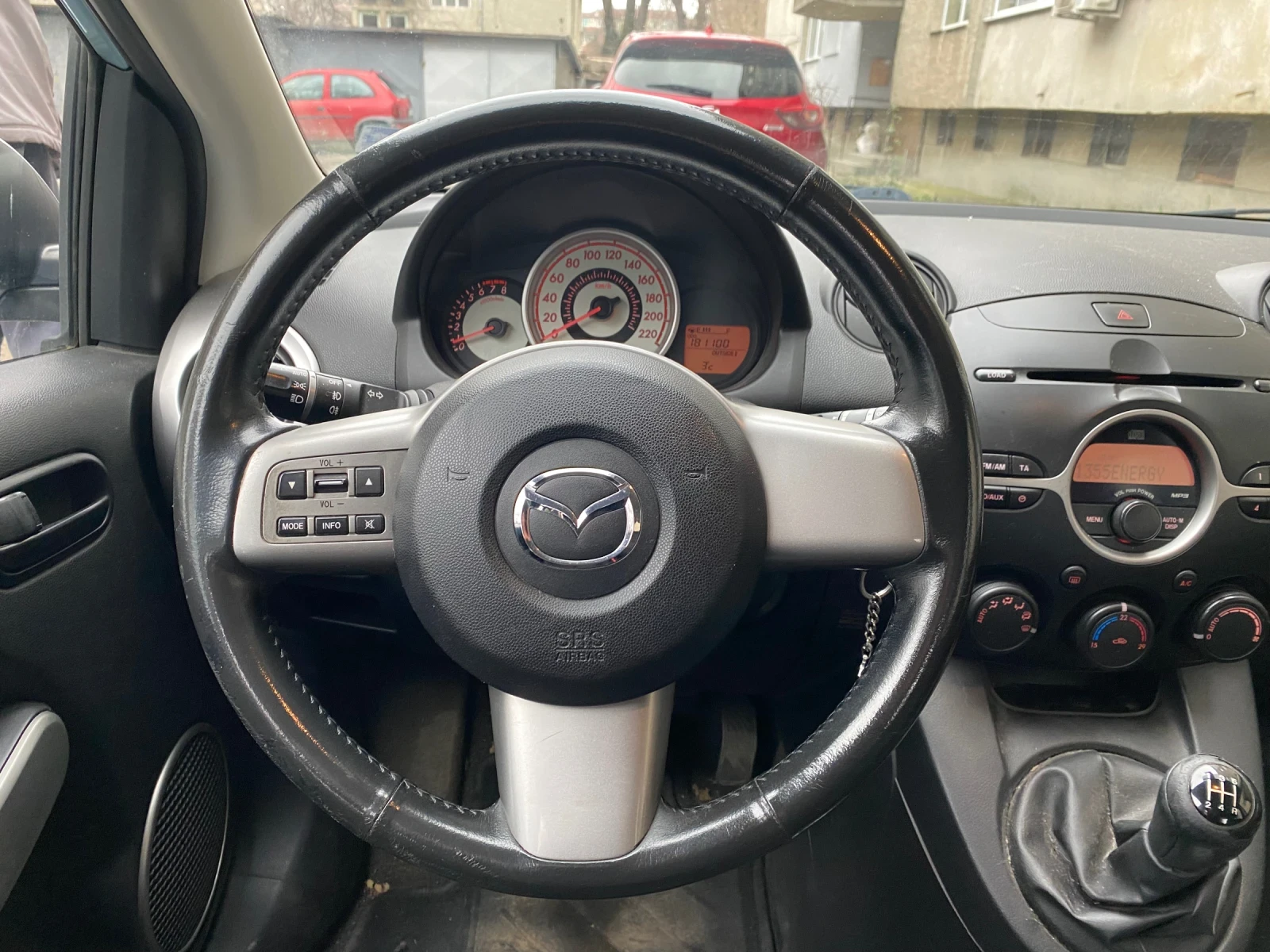 Mazda 2 1.3 ��� ����� ����  | Mobile.bg � ����������� 9