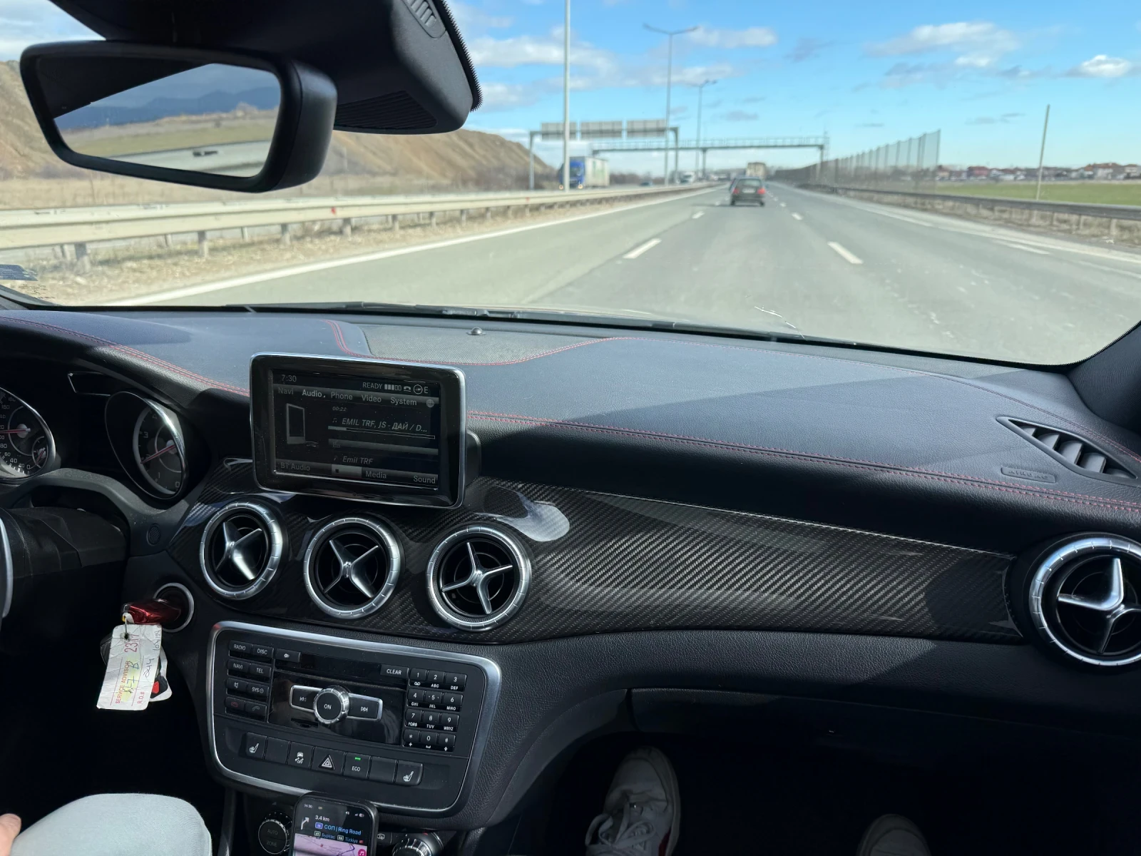 Mercedes-Benz CLA 45 AMG  - изображение 8