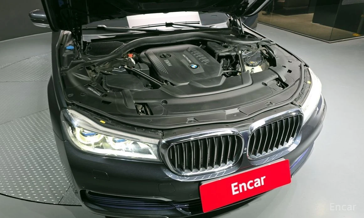 BMW 730, снимка 6 - Автомобили и джипове - 53837342