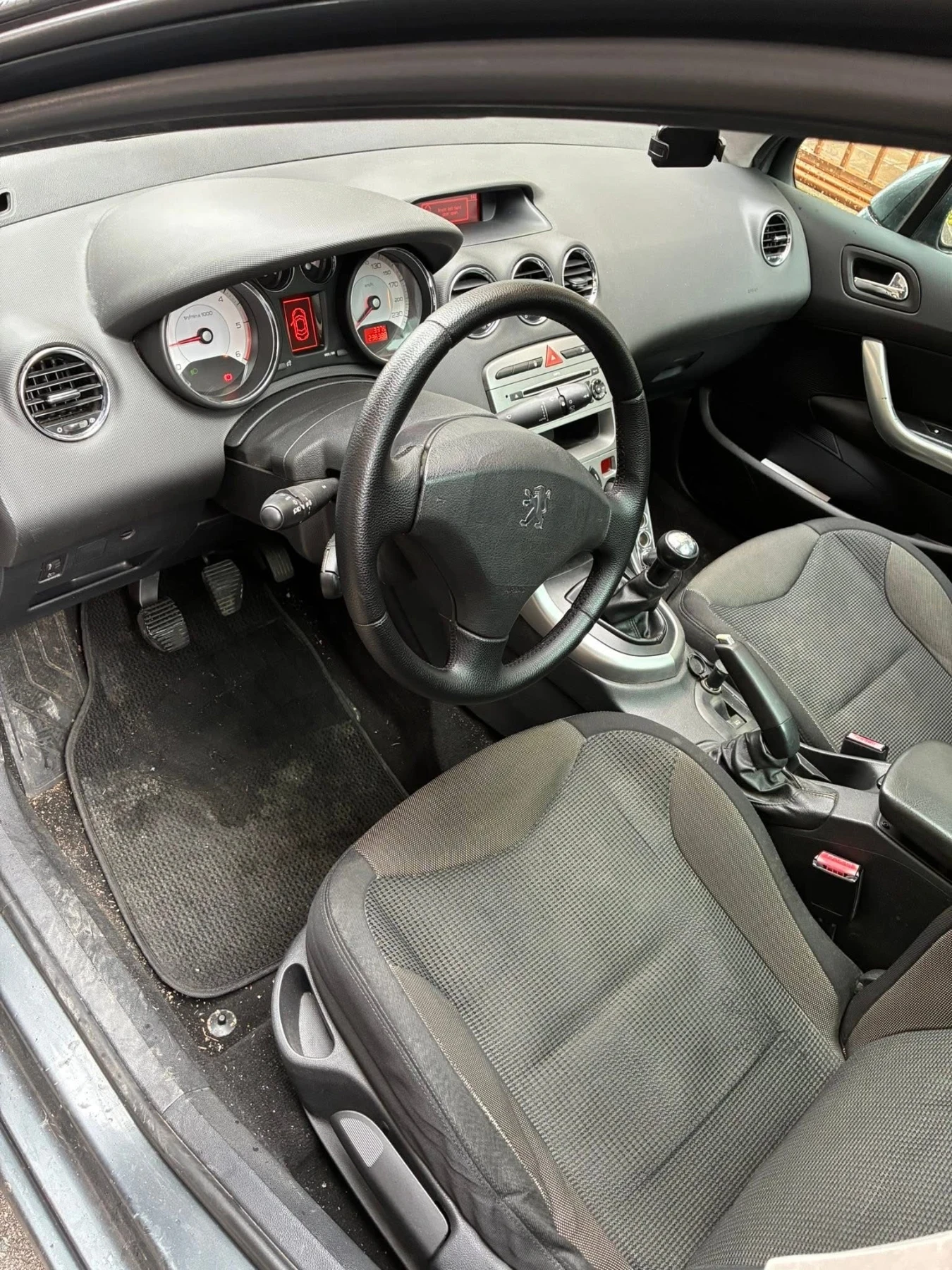 Peugeot 308, снимка 3 - Автомобили и джипове - 54115268