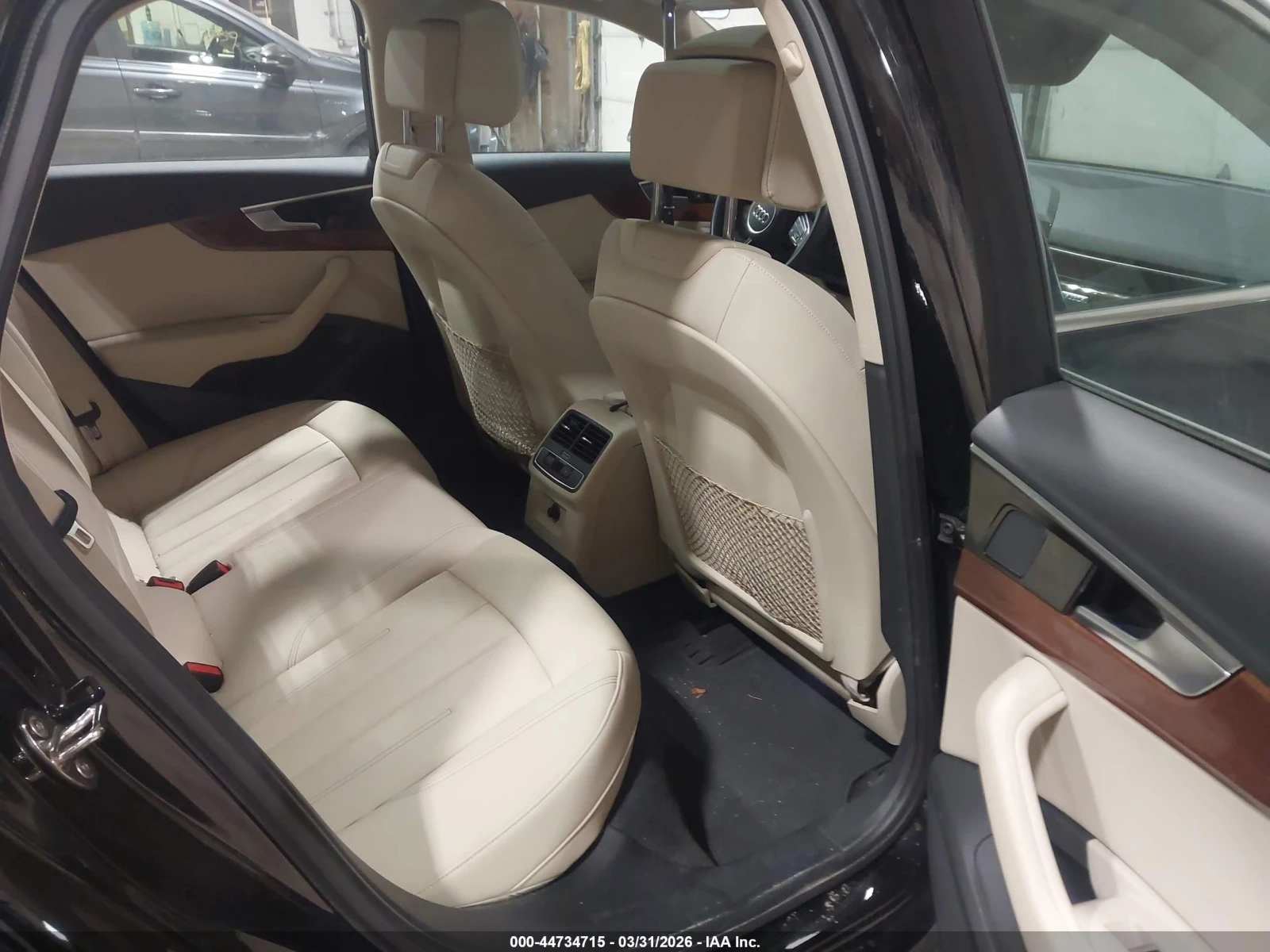 Audi A4 PREMIUM 40 TFSI QUATTRO, снимка 8 - Автомобили и джипове - 54564596