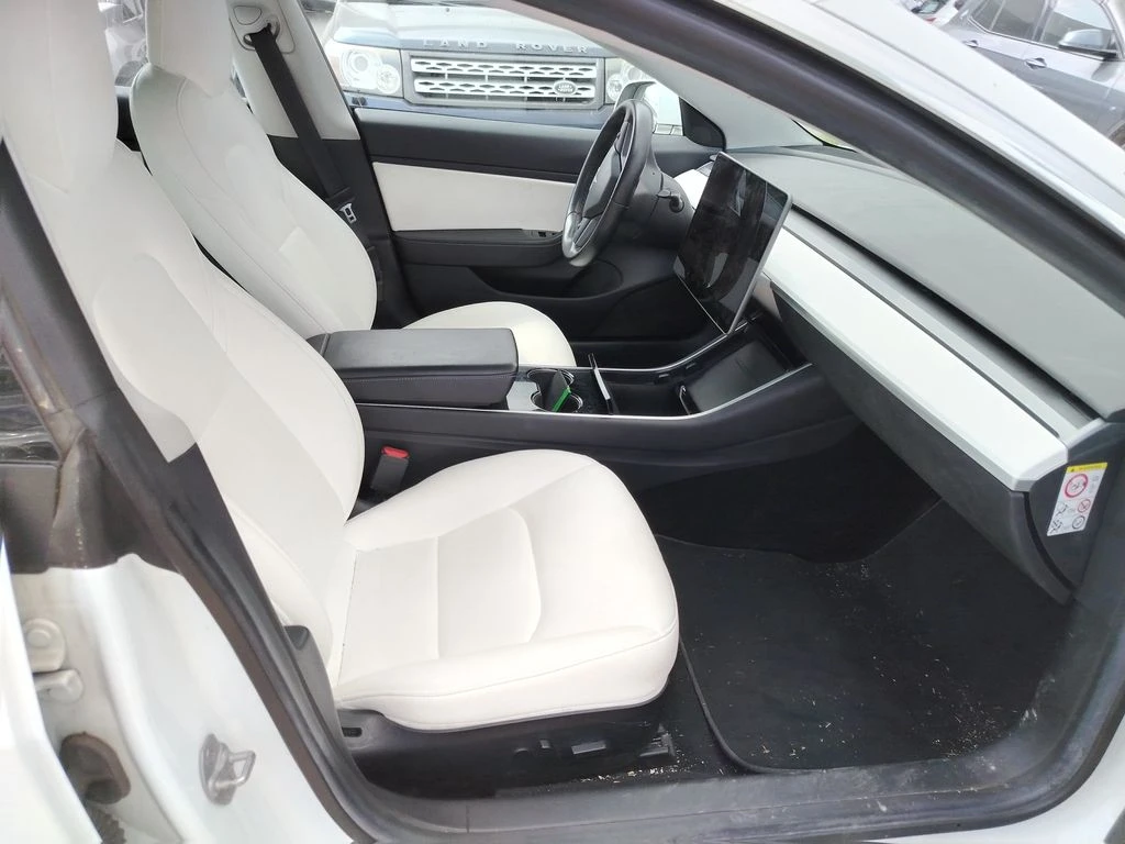 Tesla Model 3 LONG RANGE AWD, снимка 13 - Автомобили и джипове - 54599269