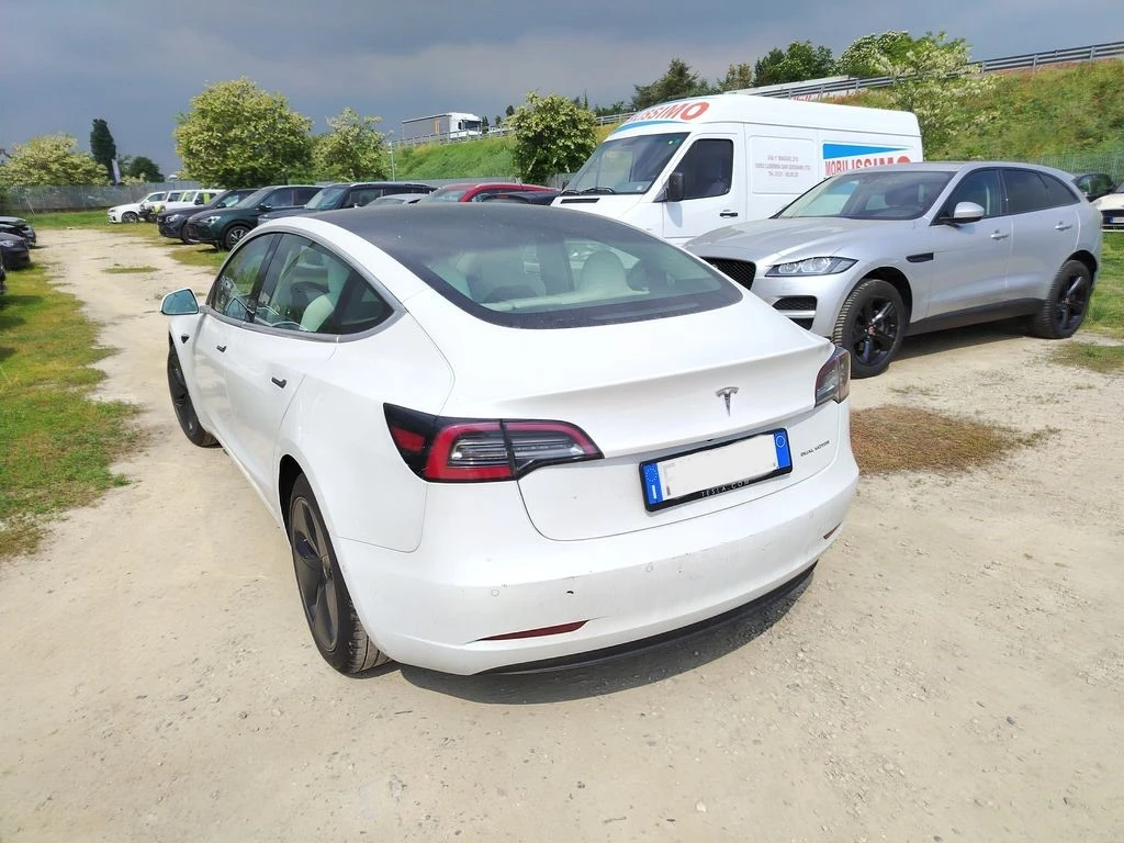 Tesla Model 3 LONG RANGE AWD, снимка 3 - Автомобили и джипове - 54599269