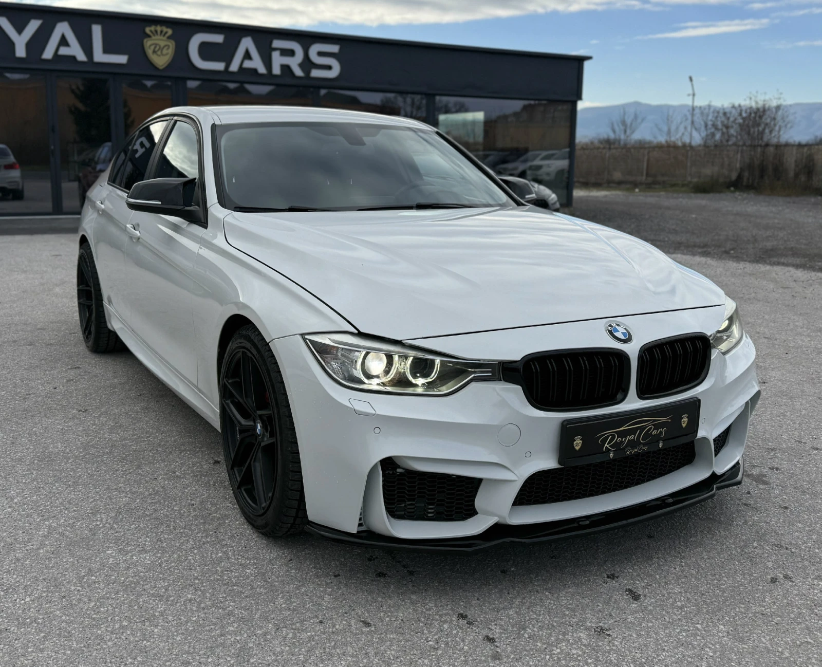 BMW 320 /M performance/, снимка 3 - Автомобили и джипове - 54777313