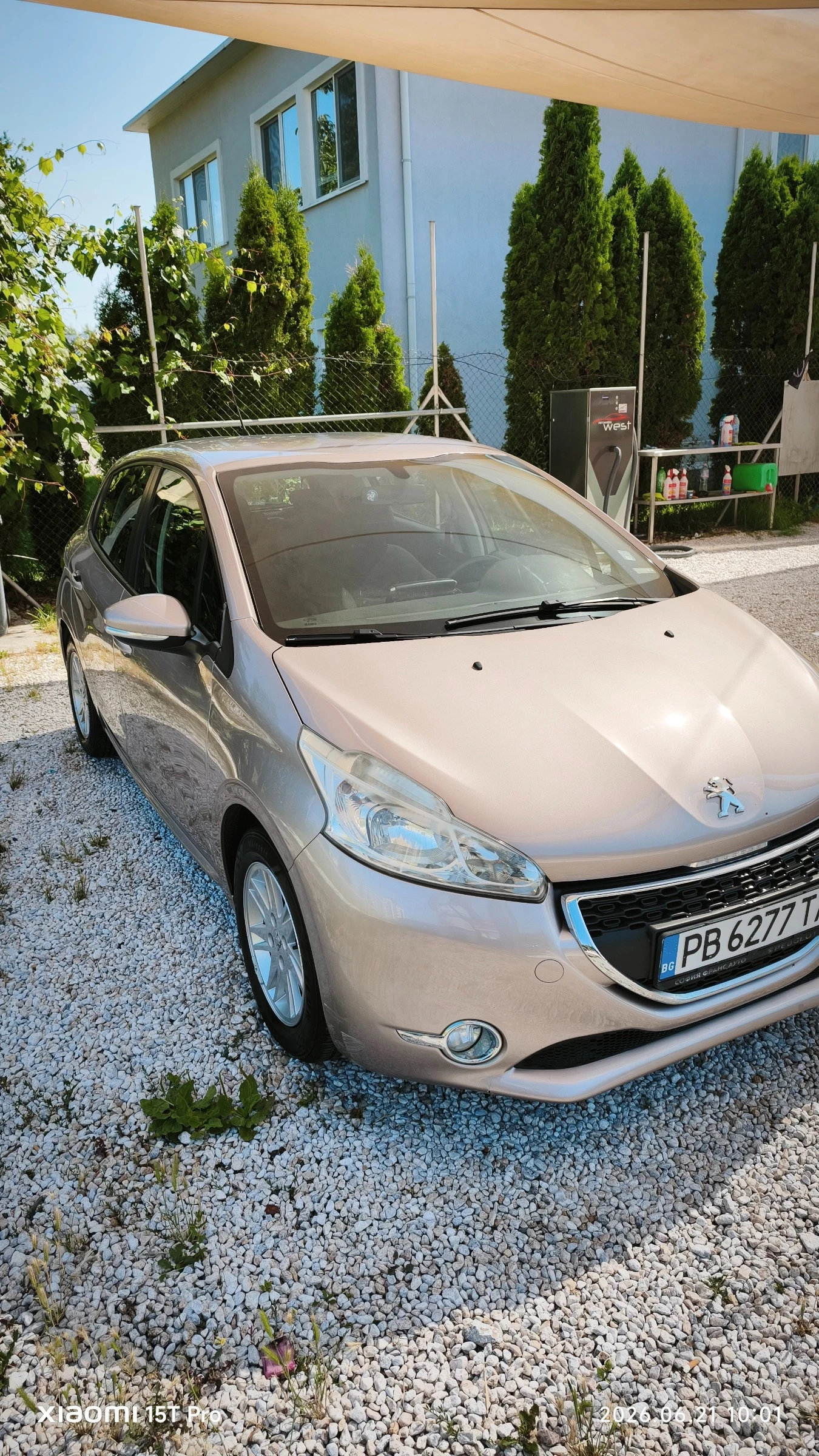 Peugeot 208, снимка 2 - Автомобили и джипове - 54986358