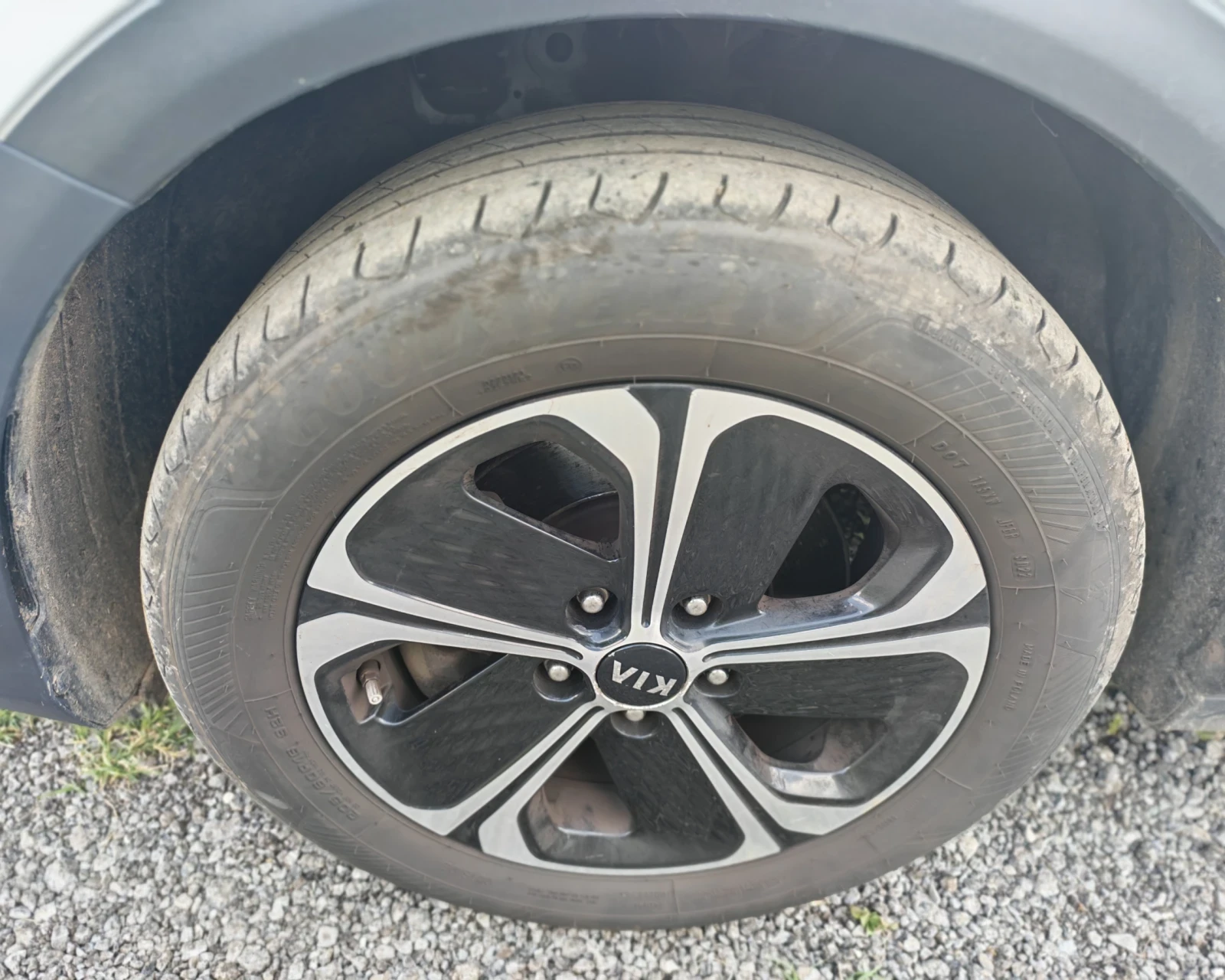 Kia XCeed 1, 6 Plug-in-Hybrid PHEV, снимка 14 - Автомобили и джипове - 54990463