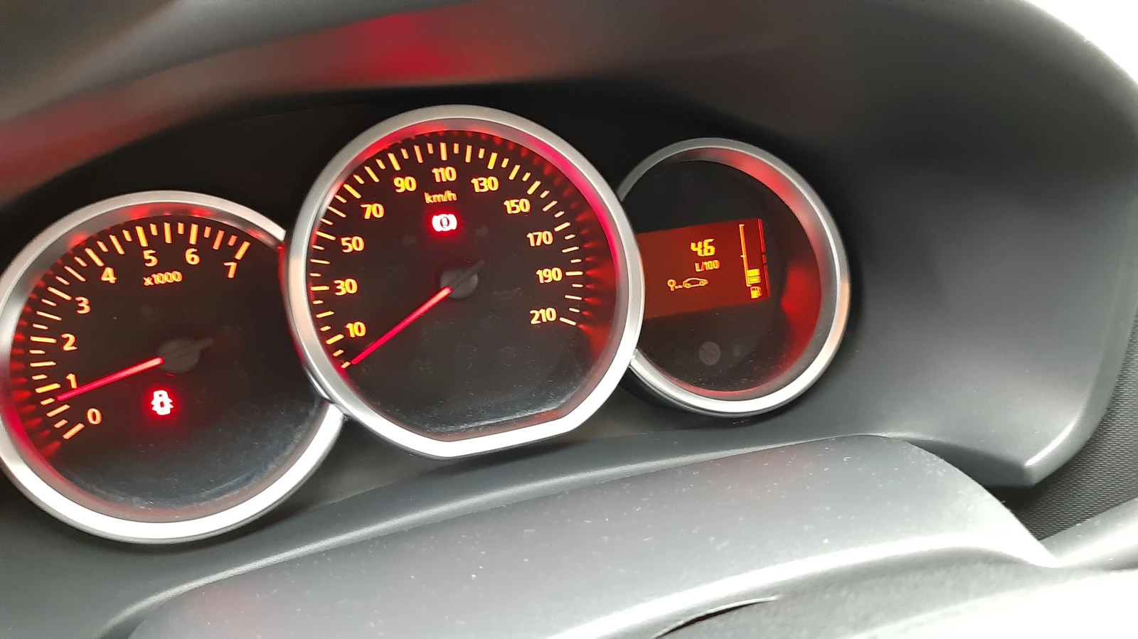 Dacia Sandero 1.5 dCi Ambiance S&S EU6b, снимка 8 - Автомобили и джипове - 55082238