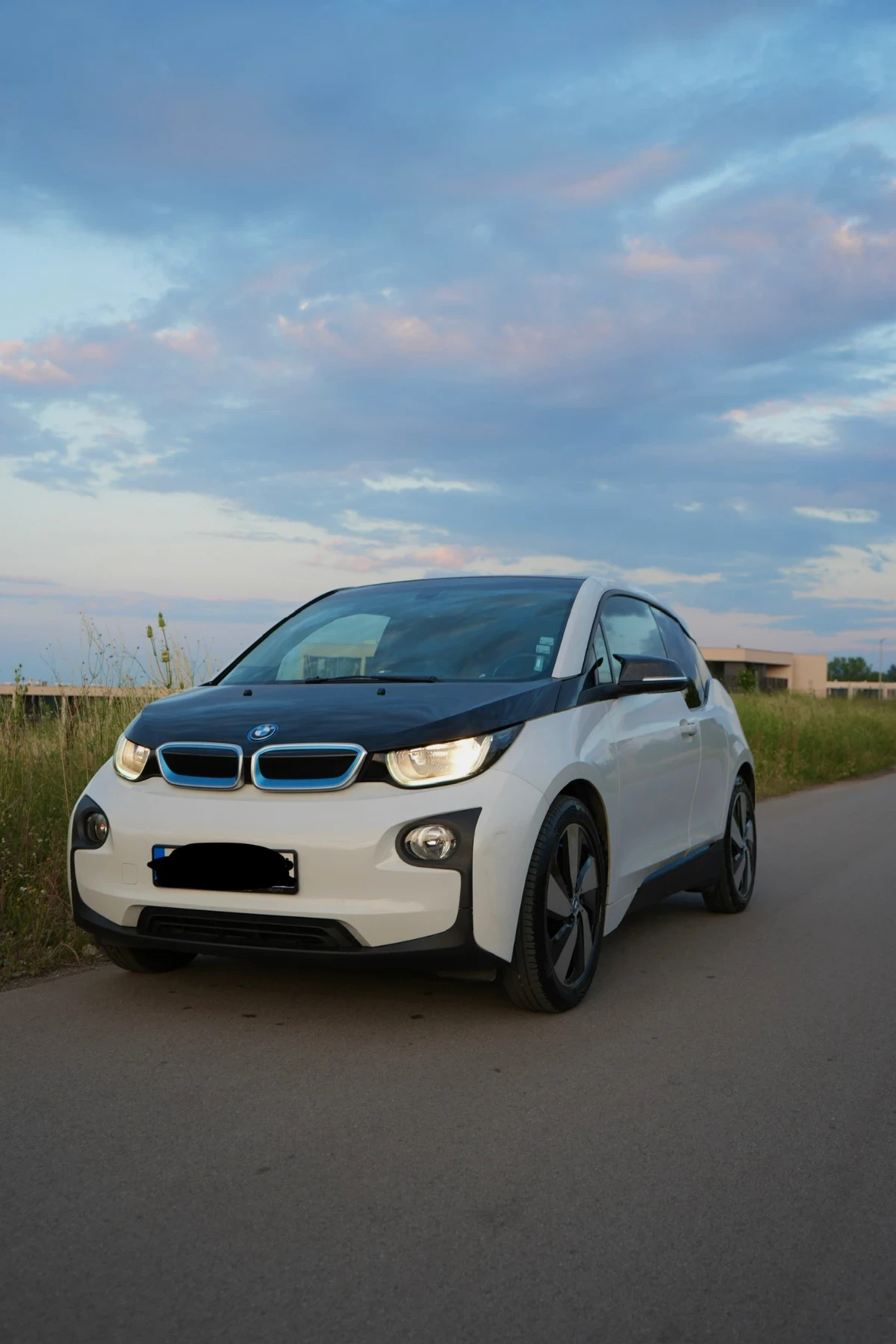 BMW i3, снимка 2 - Автомобили и джипове - 55683503