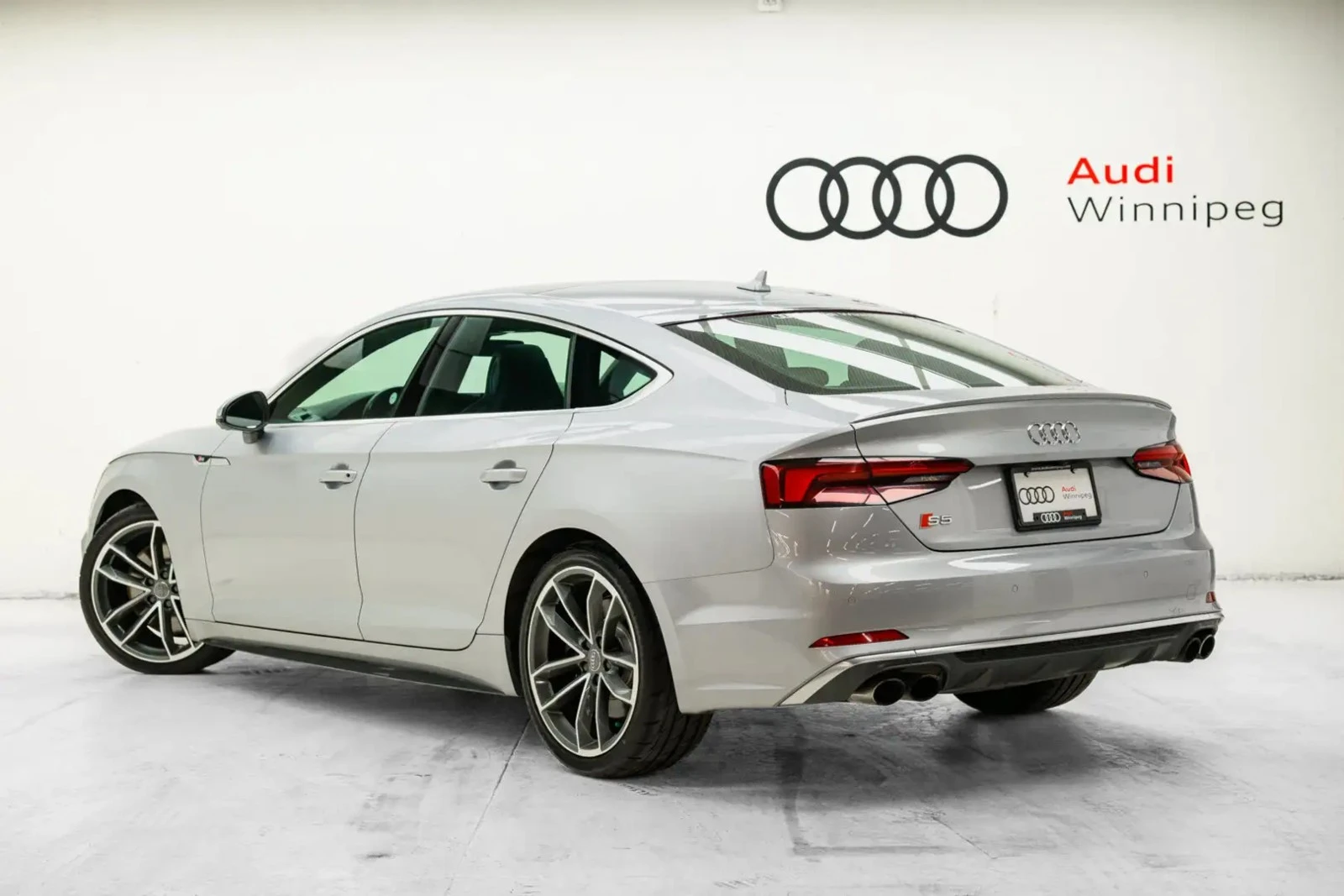 Audi S5 SPORTBACK TECHNIK ЦЕНА ДО БЪЛГАРИЯ АВТОКРЕДИТ, снимка 5 - Автомобили и джипове - 55927762