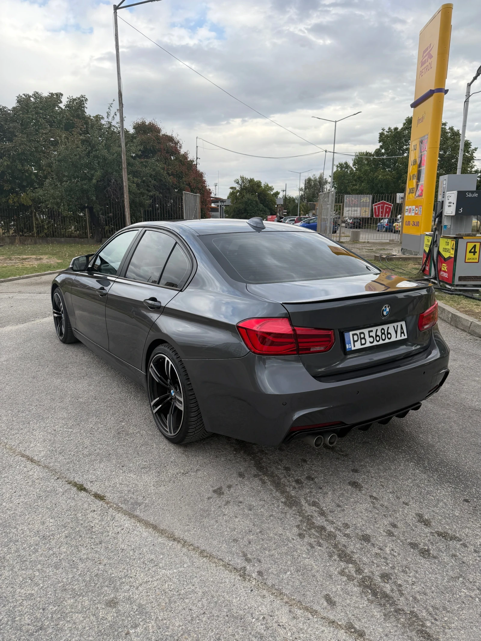 BMW 320 d M SPORT FACELIFT, снимка 4 - Автомобили и джипове - 56195128