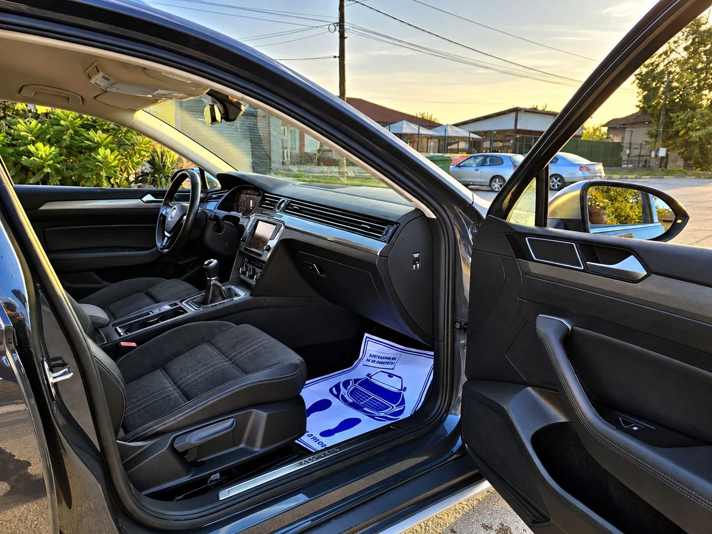VW Passat 2.0TDI 150к.с 4Motion  Exclusive Digital , снимка 14 - Автомобили и джипове - 56372355