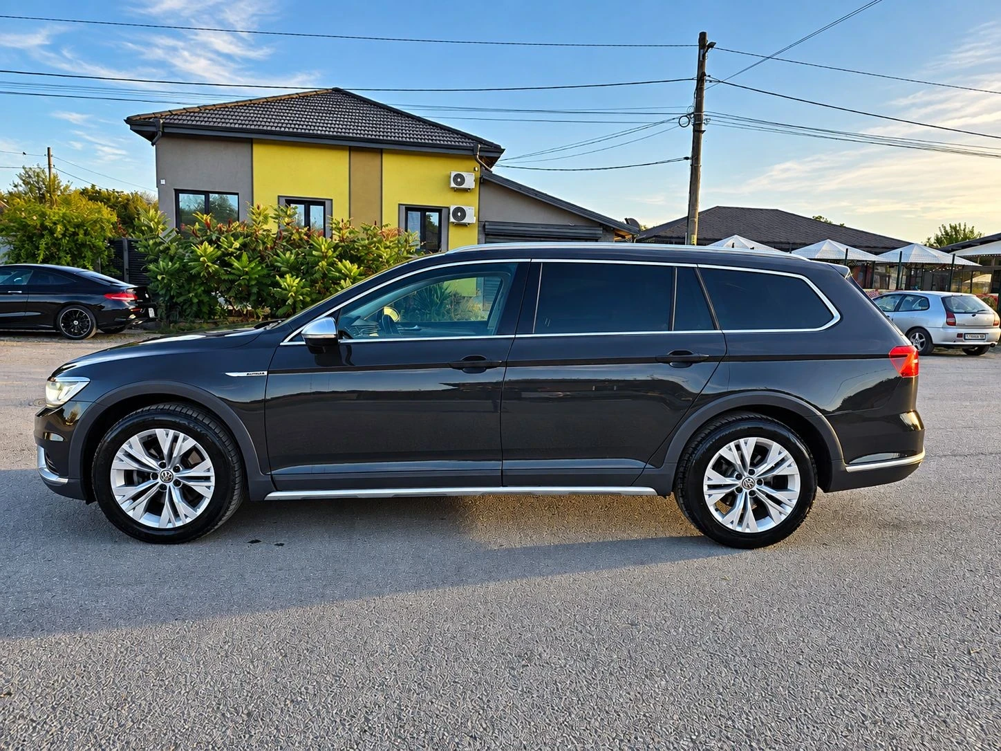 VW Passat 2.0TDI 150к.с 4Motion  Exclusive Digital , снимка 6 - Автомобили и джипове - 56372355