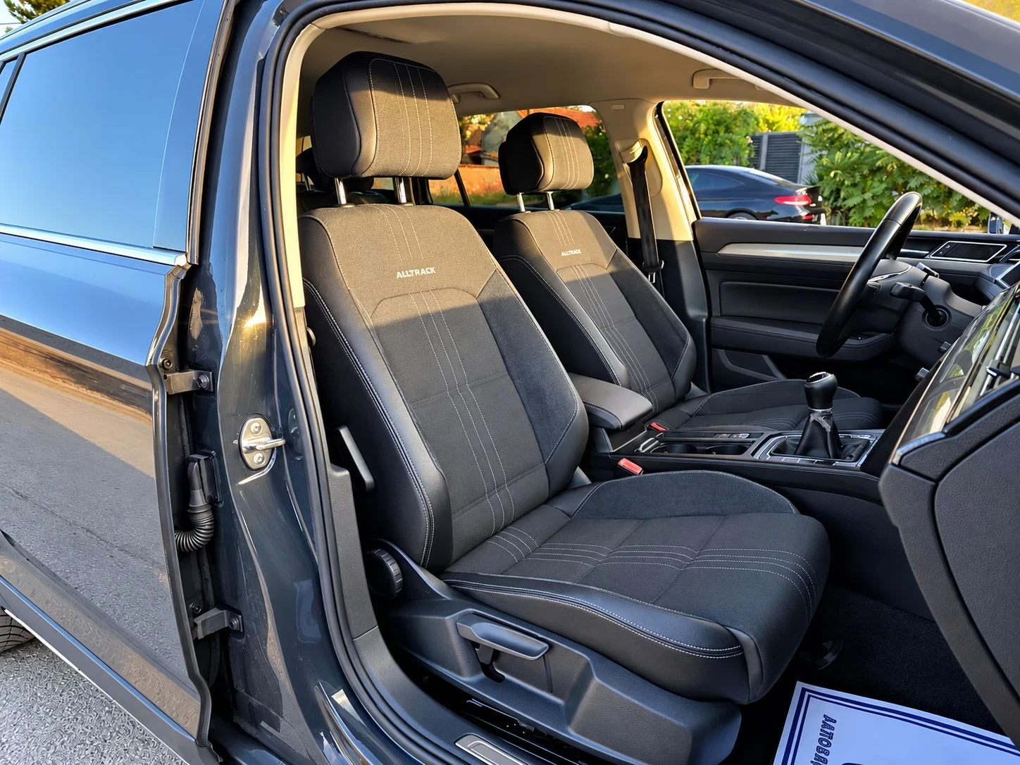 VW Passat 2.0TDI 150к.с 4Motion  Exclusive Digital , снимка 13 - Автомобили и джипове - 56372355