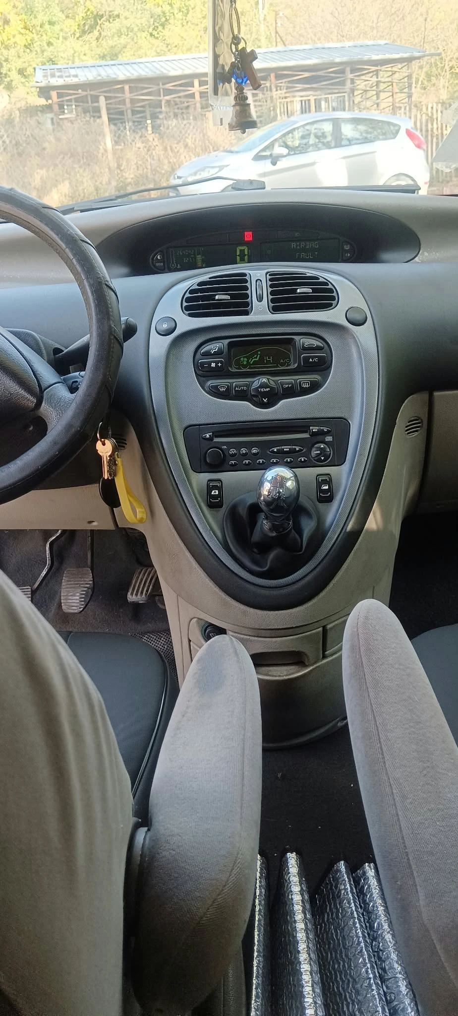 Citroen Xsara picasso, снимка 4 - Автомобили и джипове - 56439368