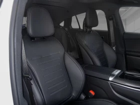 Обява за продажба на Mercedes-Benz GLC 220 d 4Matic Coupe = AMG Line = Advanced Plus Гаранция ~ 139 704 лв. - изображение 7
