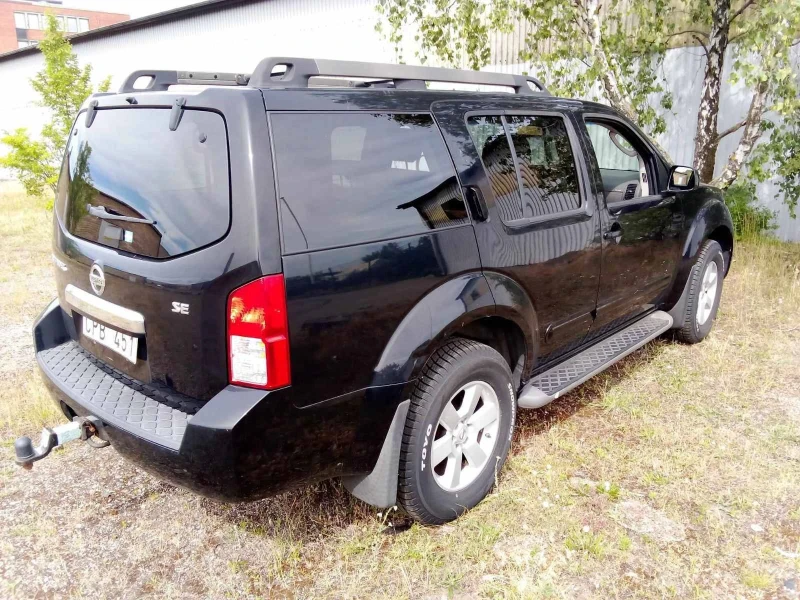 Nissan Pathfinder, снимка 11 - Автомобили и джипове - 47014451