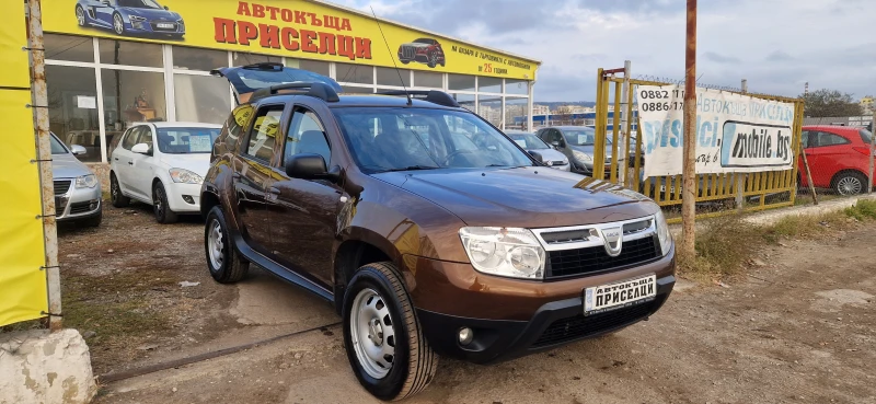 Dacia Duster 1.6 БЕНЗИН 105кс, снимка 3 - Автомобили и джипове - 48156054