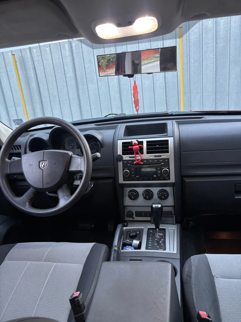 Dodge Nitro 3.7i 4х4 газова уредба!, снимка 12 - Автомобили и джипове - 51122084