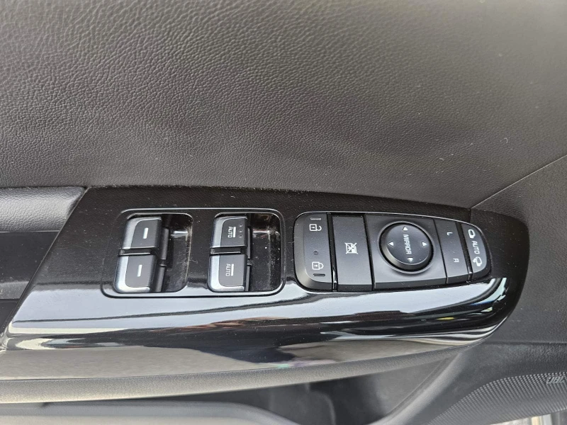 Kia Sportage 1.6 TCe 170, снимка 13 - Автомобили и джипове - 52502131