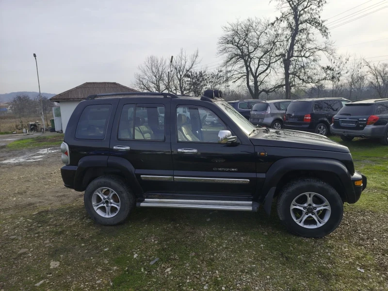 Jeep Cherokee 3.7i V6 GAS Limited, снимка 6 - Автомобили и джипове - 52844077
