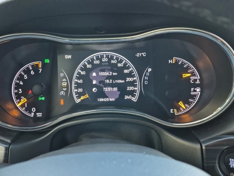 Jeep Grand cherokee * ALTITUDE * CARFAX * БЕЗ ПЪРВОНАЧАЛНА ВНОСКА, снимка 9 - Автомобили и джипове - 53234732