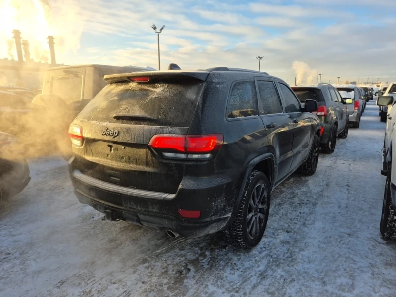 Jeep Grand cherokee * ALTITUDE * CARFAX * БЕЗ ПЪРВОНАЧАЛНА ВНОСКА, снимка 3 - Автомобили и джипове - 53234732