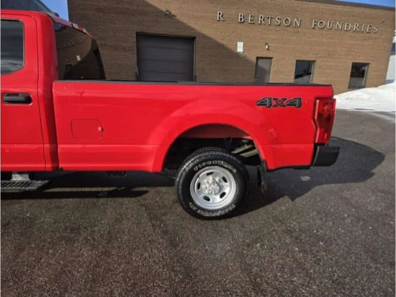 Ford F250 * XL 4X4 6.7L POWER STROKE DIESEL CREW CAB LONG BO, снимка 5 - Автомобили и джипове - 53529040