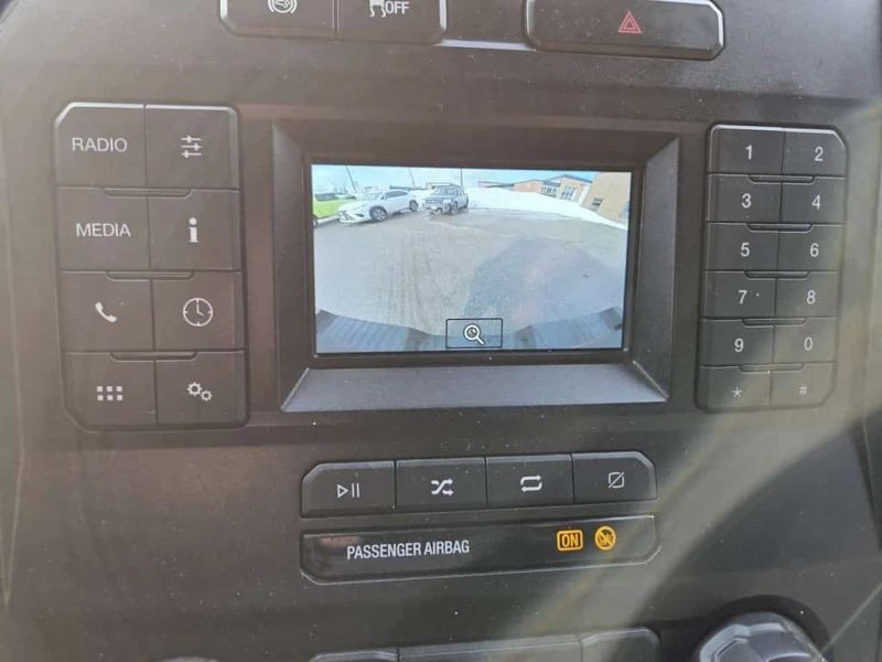 Ford F250 * XL 4X4 6.7L POWER STROKE DIESEL CREW CAB LONG BO, снимка 17 - Автомобили и джипове - 53529040