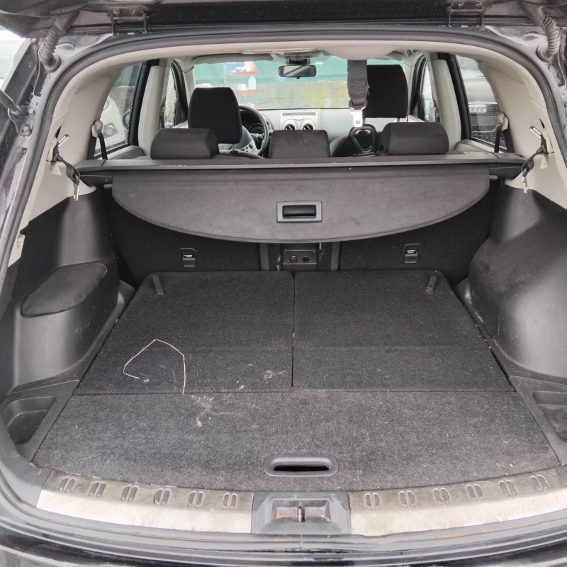 Nissan Qashqai 2.0DCI 4x4 7-местен, снимка 11 - Автомобили и джипове - 53592295
