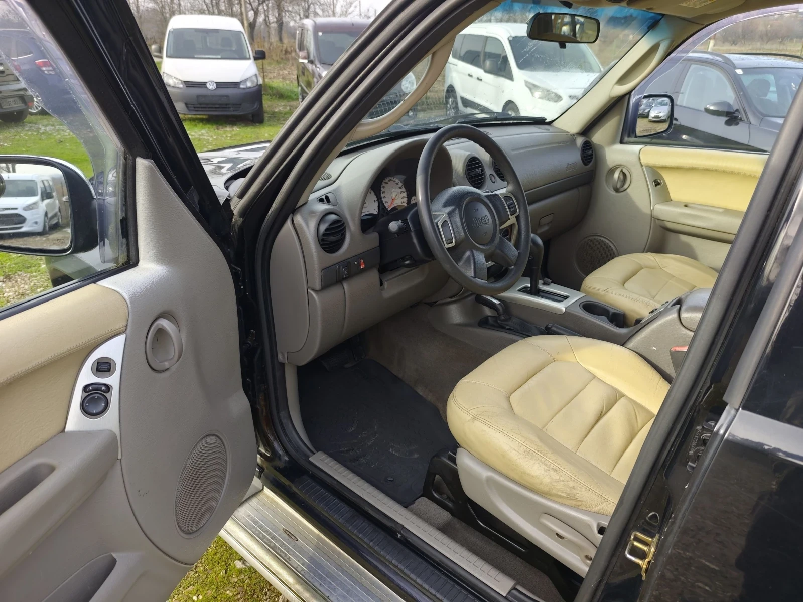 Jeep Cherokee 3.7i V6 GAS Limited | Mobile.bg � ����������� 8