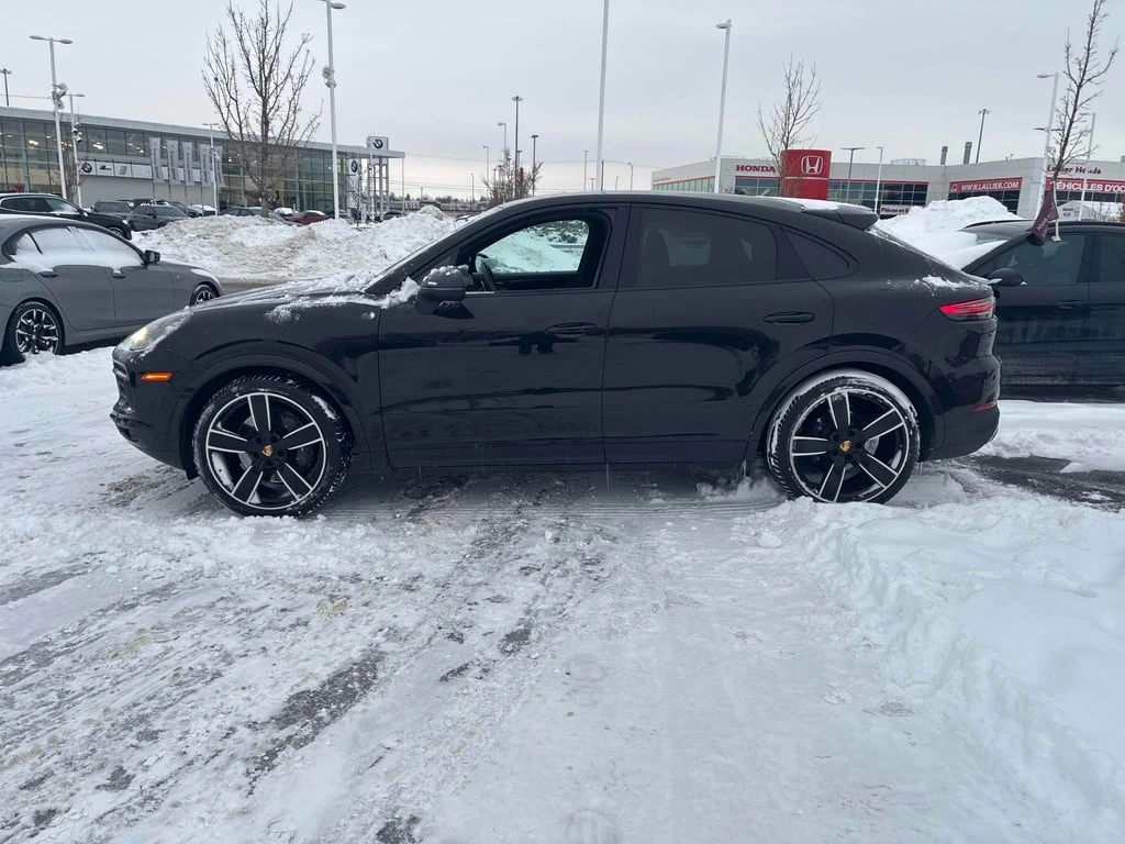 Porsche Cayenne 2023 Coupe AWD * CARFAX * БЕЗ ПЪРВОНАЧАЛНА ВНОСКА - изображение 3