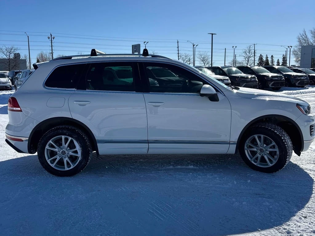 VW Touareg * 4dr TDI * CARFAX * БЕЗ ПЪРВОНАЧАЛНА ВНОСКА - изображение 3